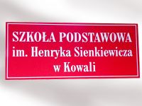 Tablica informacyjna dla szkoły